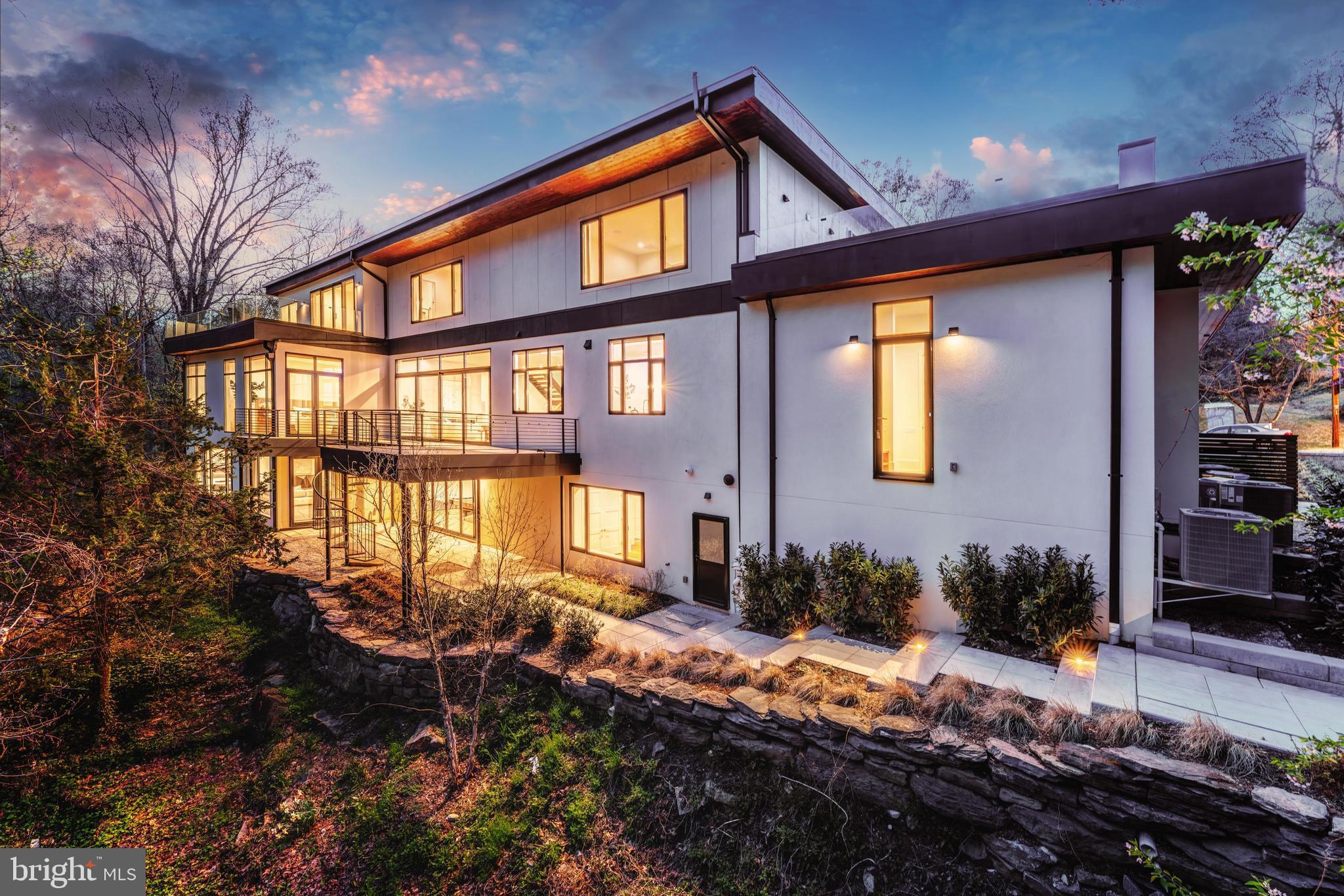 3632 36th Road North Arlington, VA 22207 - Photo 101 of 108 Rear night time view