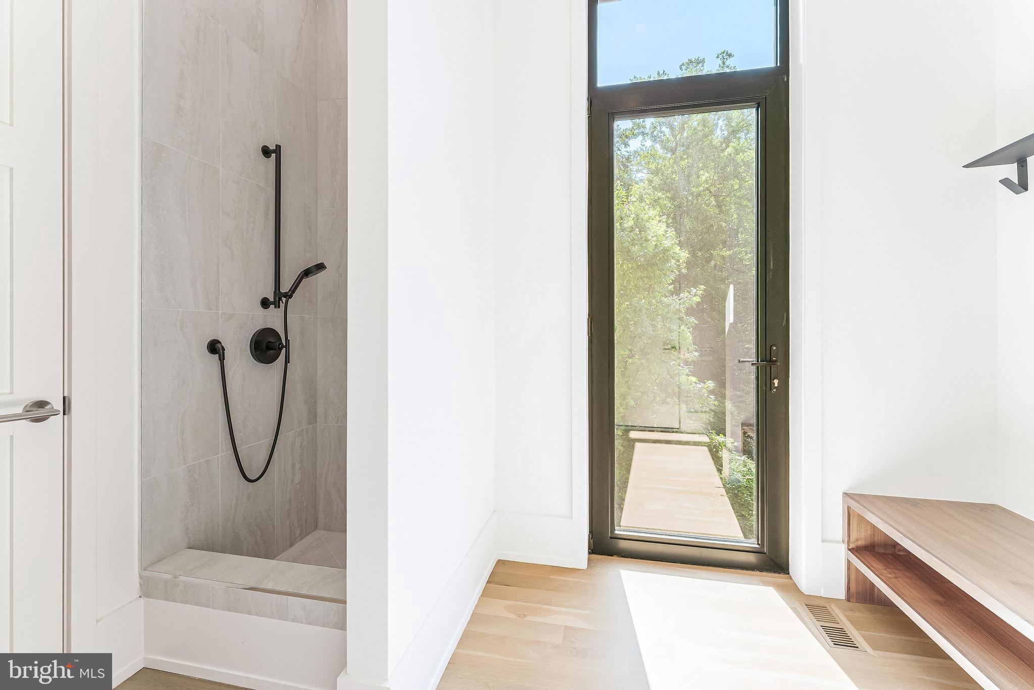 3632 36th Road North Arlington, VA 22207 - Photo 27 of 108 Dog wash area