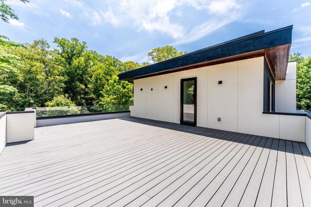 $3,950,000 | 3632 36th Road North, Arlington, VA 22207