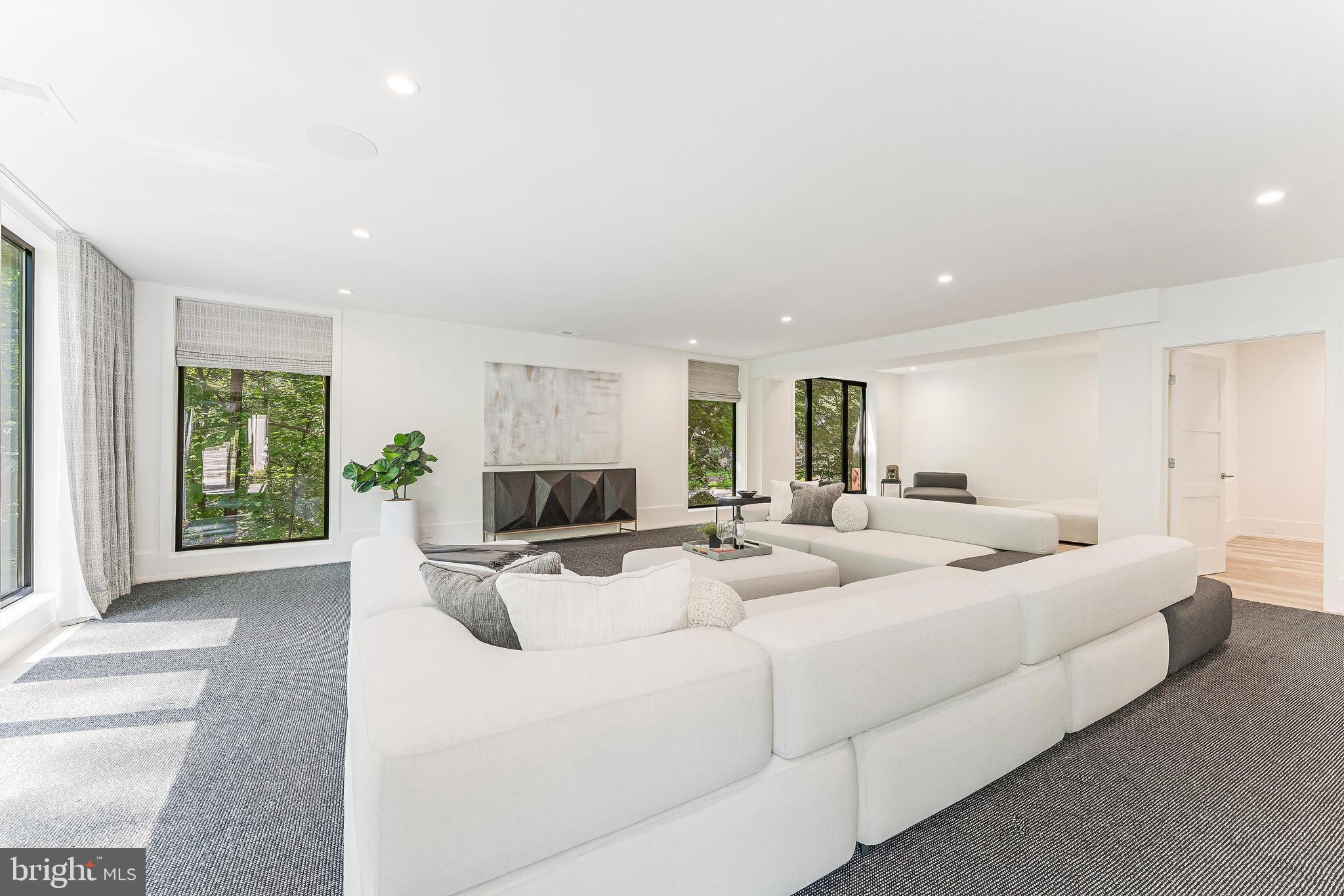 3632 36th Road North Arlington, VA 22207 - Photo 91 of 108 Light and bright with fabulous views!