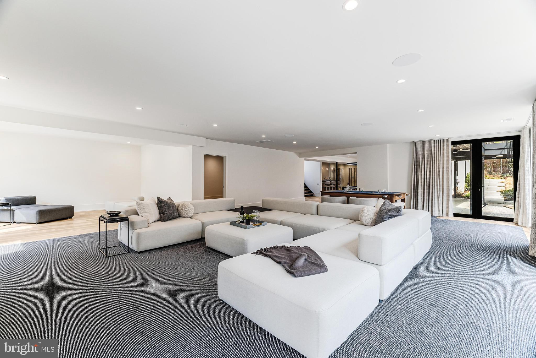 3632 36th Road North Arlington, VA 22207 - Photo 92 of 108 Plenty of space for lounging