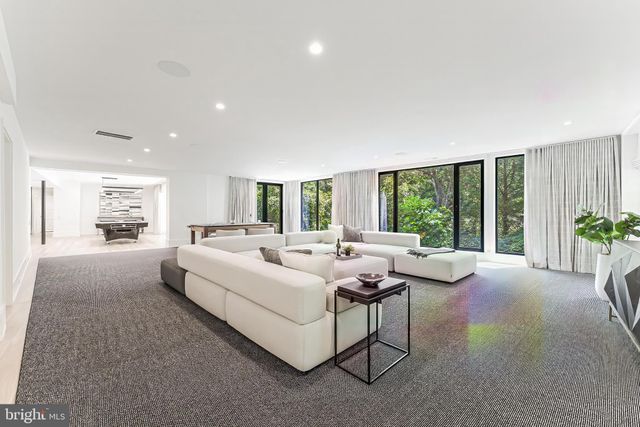 $3,950,000 | 3632 36th Road North, Arlington, VA 22207