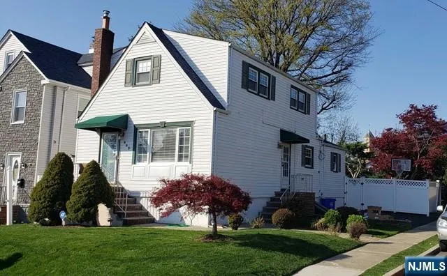 $3,700 | 889 Marion Place, Ridgefield, NJ 07657