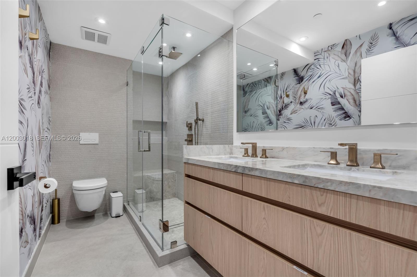 151 Crandon Boulevard, Unit 1002 Key Biscayne, FL 33149 - Photo 14 of 23