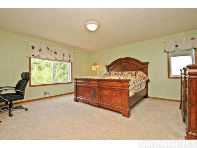 1933 Mathias Road Shakopee, MN 55379 - Photo 8 of 18