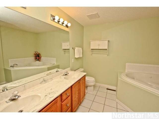 1933 Mathias Road Shakopee, MN 55379 - Photo 9 of 18