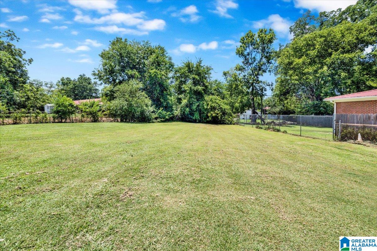 1376 Southwest 15th Street Birmingham, AL 35211 - Photo 3 of 16