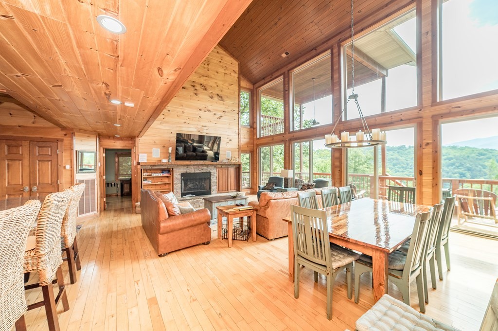 5055 Riversong Way Sevierville, TN 37876 - Photo 11 of 98