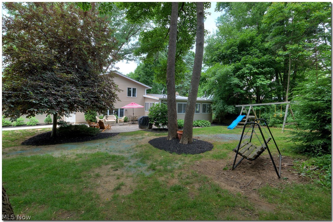 7911 Springledge Road Northfield, OH 44067 - Photo 6 of 28