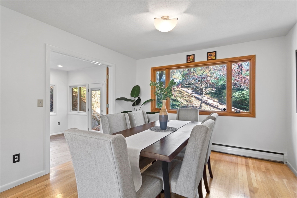 76 Hill Street Lexington, MA 02421 - Photo 12 of 28 Gallery Image 12