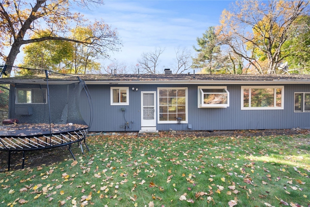 76 Hill Street Lexington, MA 02421 - Photo 26 of 28 Gallery Image 26