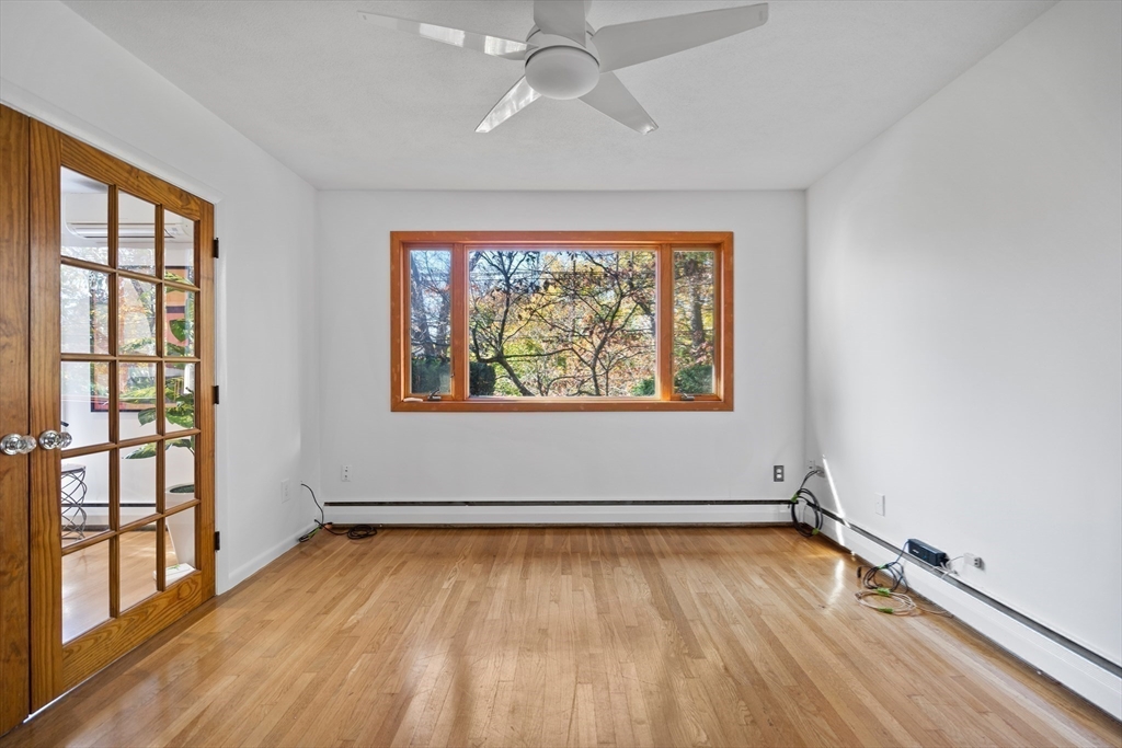 76 Hill Street Lexington, MA 02421 - Photo 8 of 28 Gallery Image 8