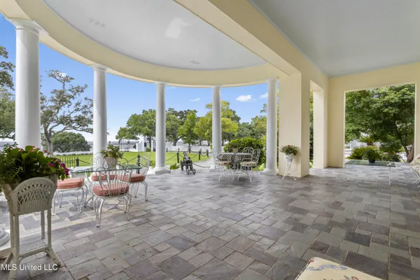 $4,200,000 | 923 East Scenic Drive, Pass Christian, MS 39571