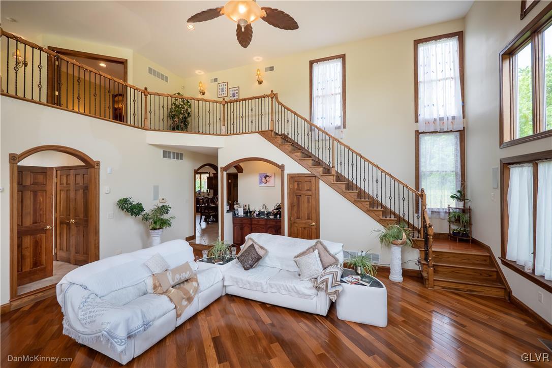 2087 Kally Ridge Road Hellertown, PA 18055 - Photo 18 of 50 Gallery Image 18