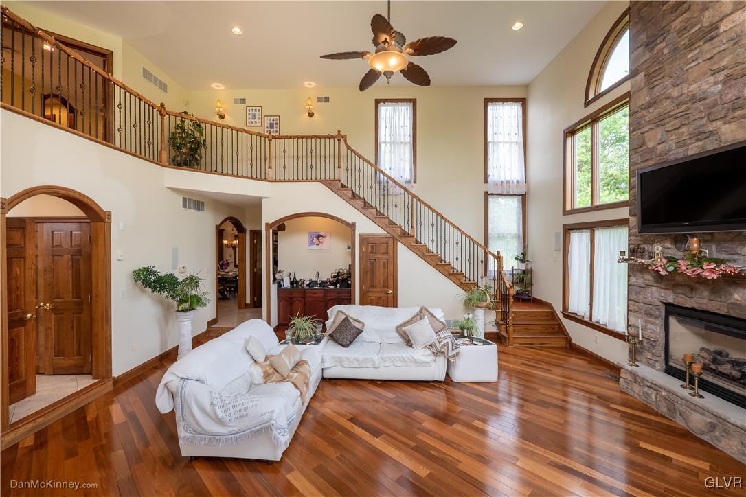 2087 Kally Ridge Road Hellertown, PA 18055 - Photo 19 of 50 Gallery Image 19