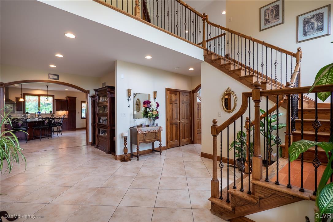 2087 Kally Ridge Road Hellertown, PA 18055 - Photo 3 of 50 Gallery Image 3