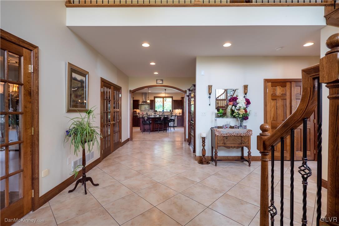 2087 Kally Ridge Road Hellertown, PA 18055 - Photo 5 of 50 Gallery Image 5