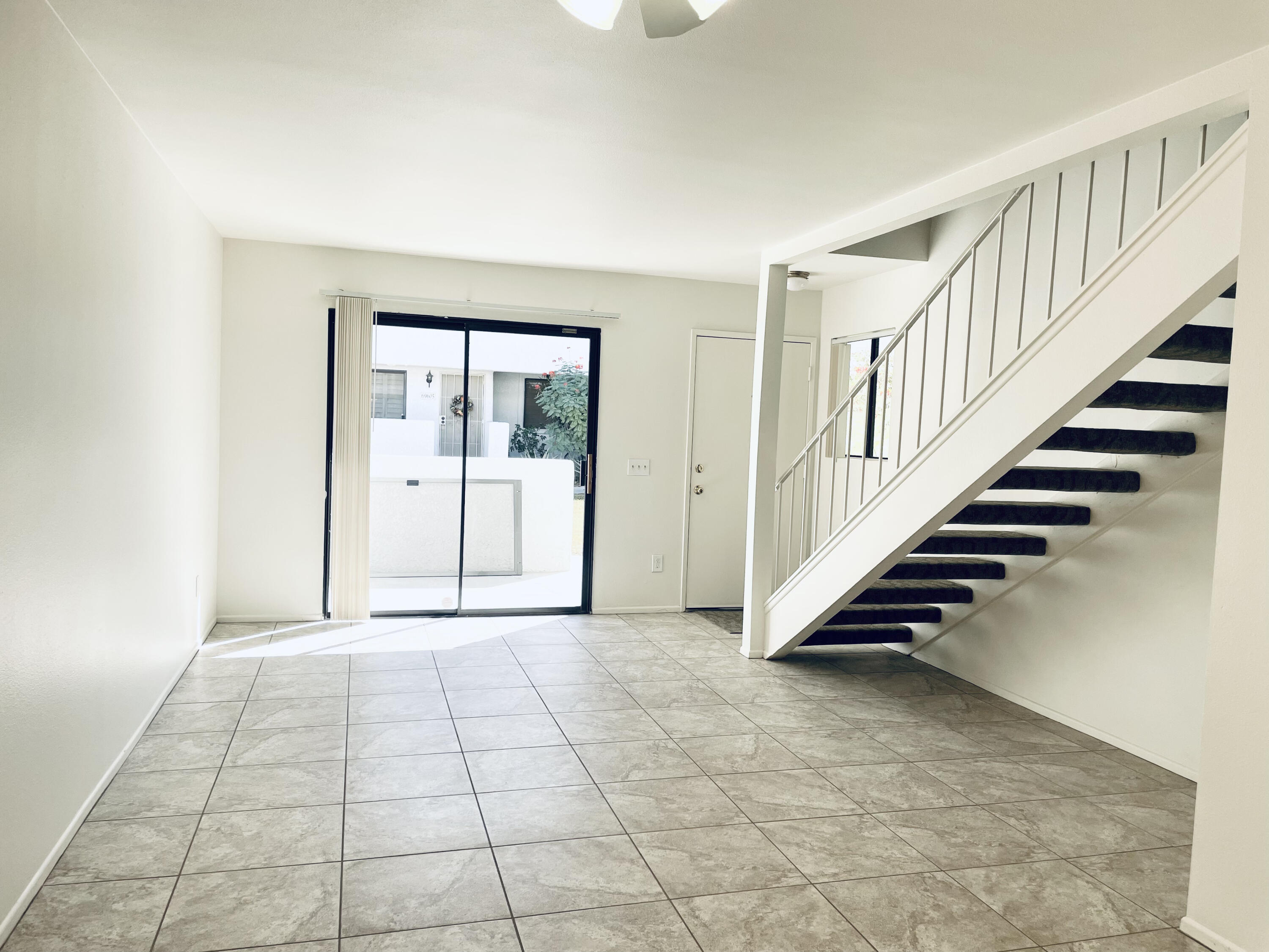 69603 Heather Way Rancho Mirage, CA 92270 - Photo 8 of 31 IMG_4554