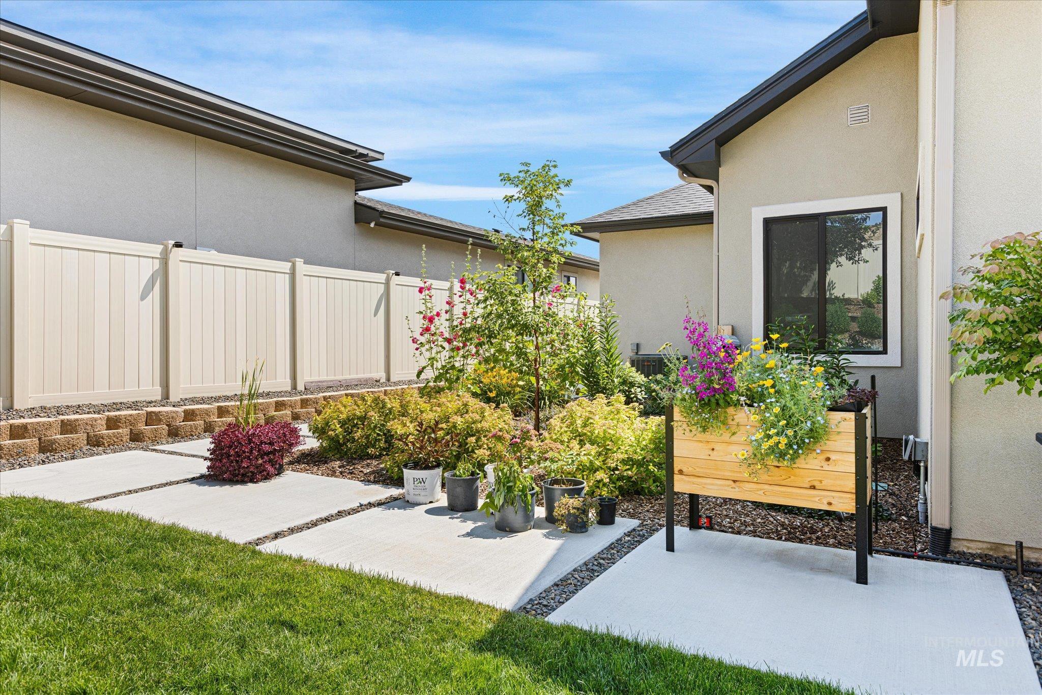 3329 North Cherry Laurel Way Star, ID 83669 - Photo 42 of 47