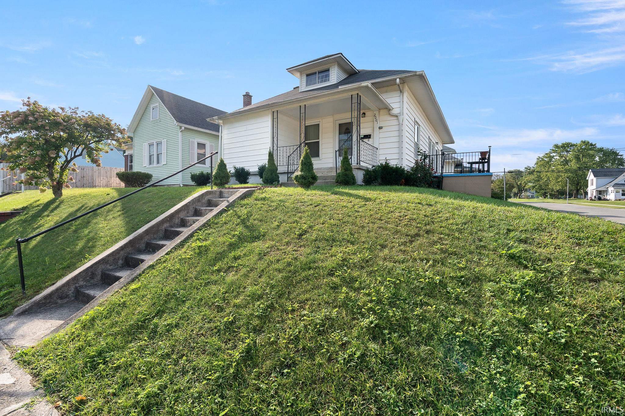 2001 George Street Logansport, IN 46947 - Photo 2 of 34