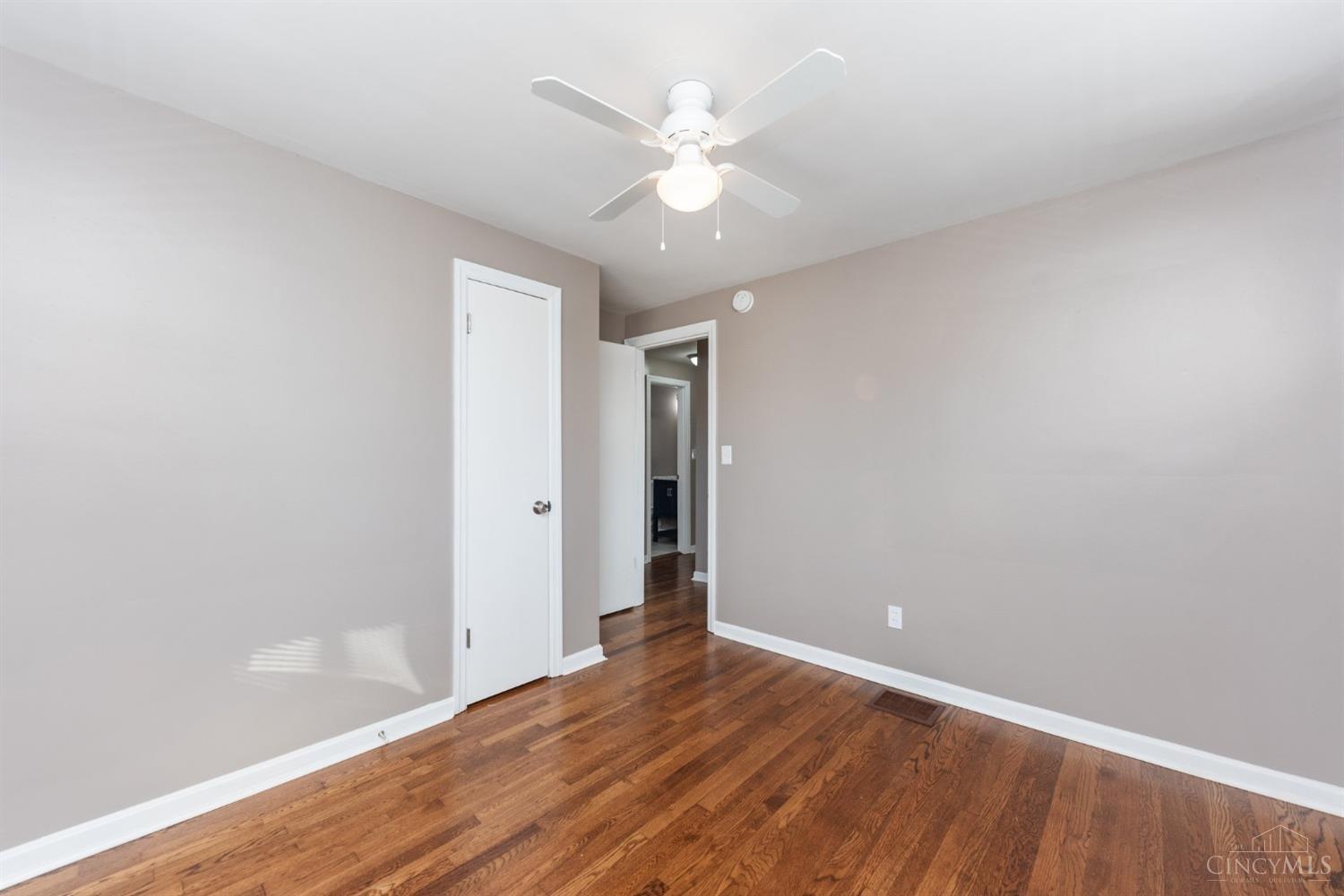 6860 Taylor Road Cincinnati, OH 45248 - Photo 22 of 31