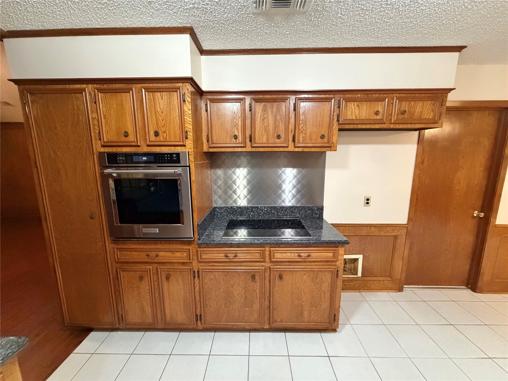 913 Cannan Drive Angleton, TX 77515 - Photo 33 of 39
