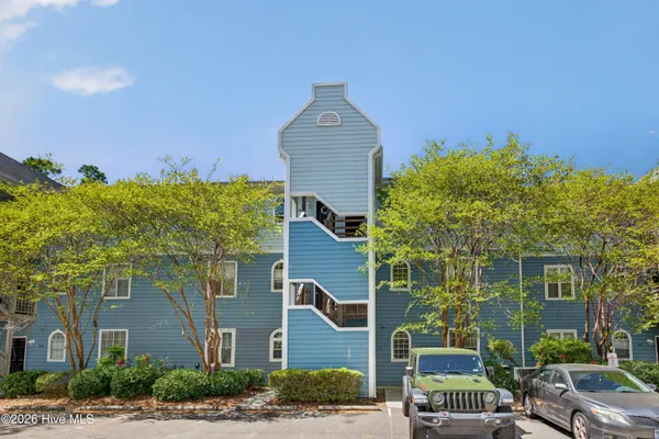 $150,000 | 4230 Wilshire Boulevard, Unit 304D, Wilmington, NC 28403