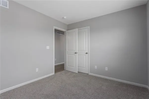 $359,900 | 608 Foxglove Lane, Raymore, MO 64083