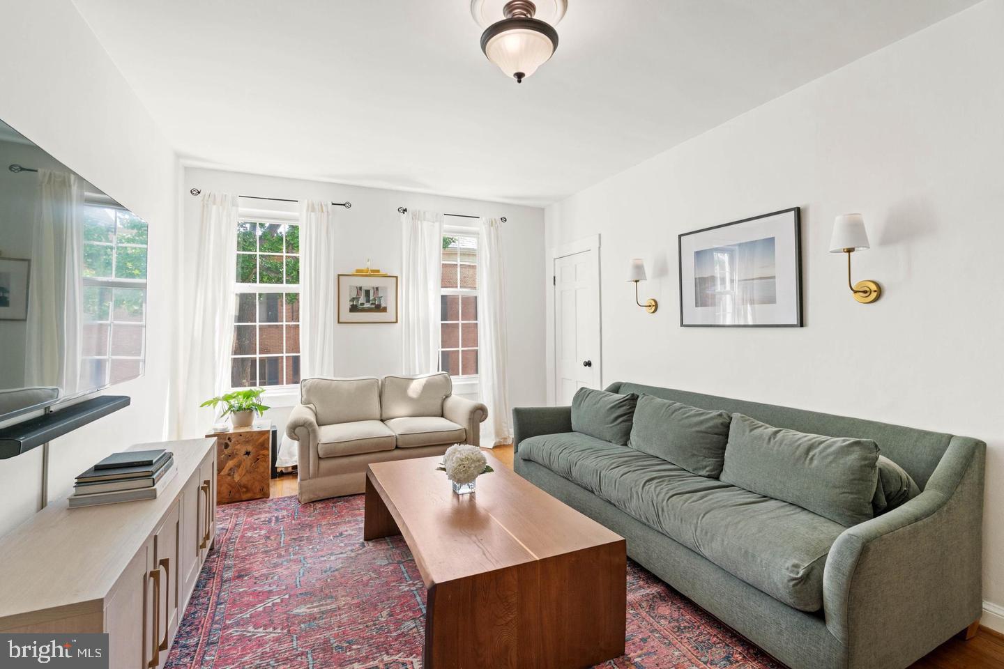 1656 Avon Place Northwest Washington, DC 20007 - Photo 4 of 10