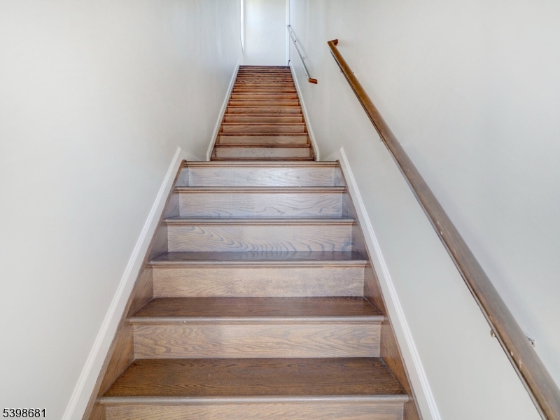 521 Walnut Street, Unit 2 Elizabeth, NJ 07201 - Photo 2 of 13 a view of entryway