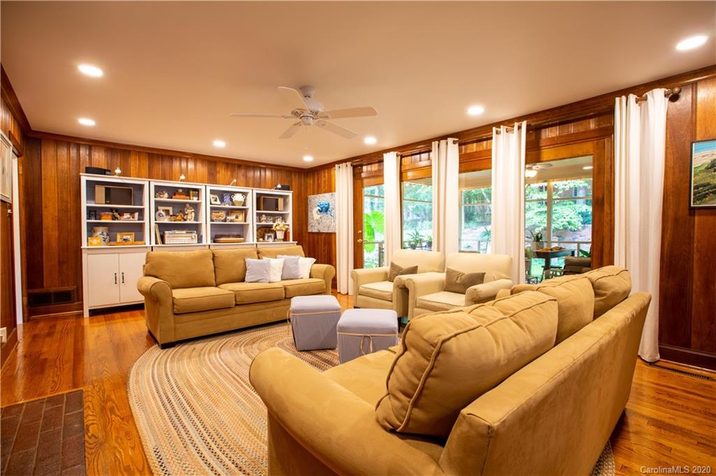 5627 Robinhood Road Charlotte, NC 28211 - Photo 5 of 11 Gallery Image 5