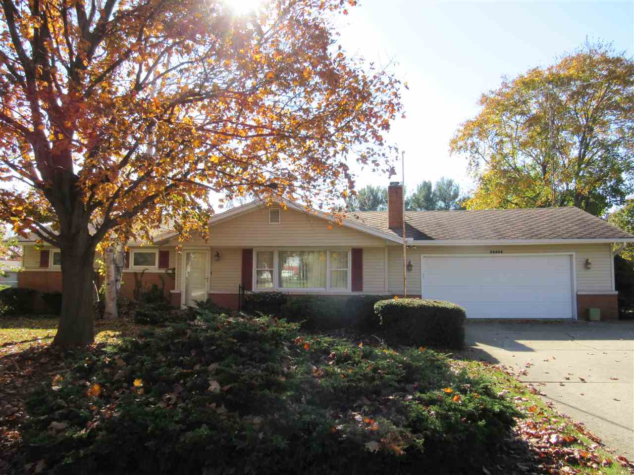23206 Brick Road South Bend, IN 46628 - Photo 2 of 34