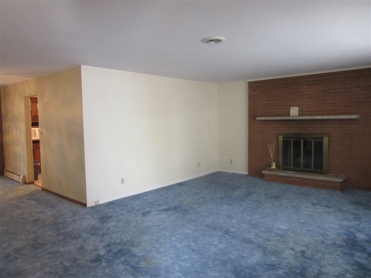23206 Brick Road South Bend, IN 46628 - Photo 8 of 34