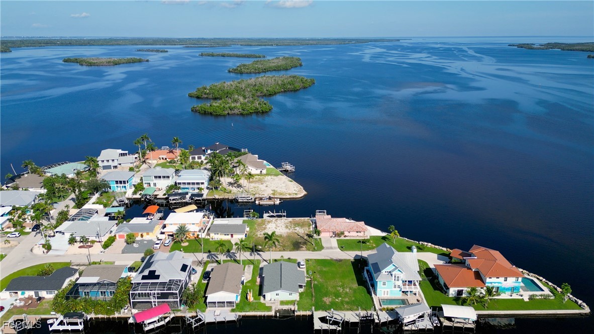 2864 Triggerfish Street Matlacha, FL 33993 - Photo 11 of 11 Gallery Image 11