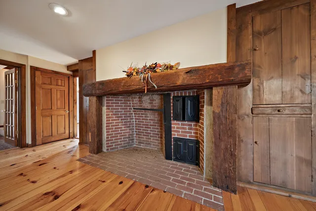 $849,900 | 454 Main Street, Fremont, NH 03044