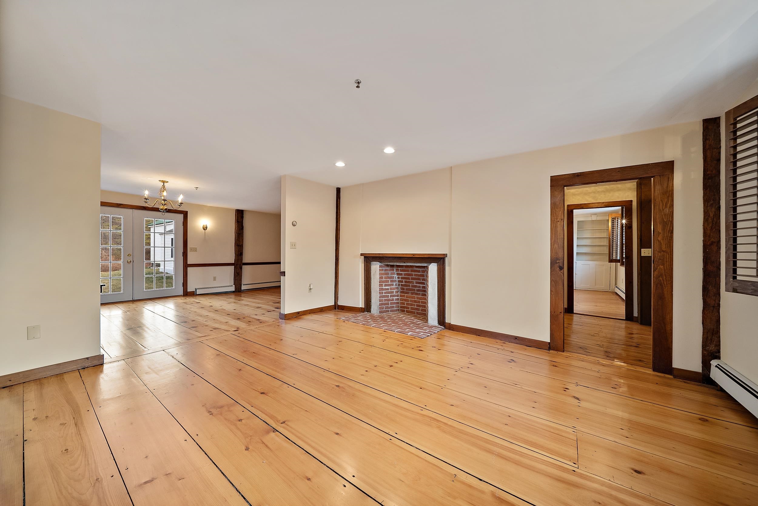 454 Main Street Fremont, NH 03044 - Photo 30 of 58