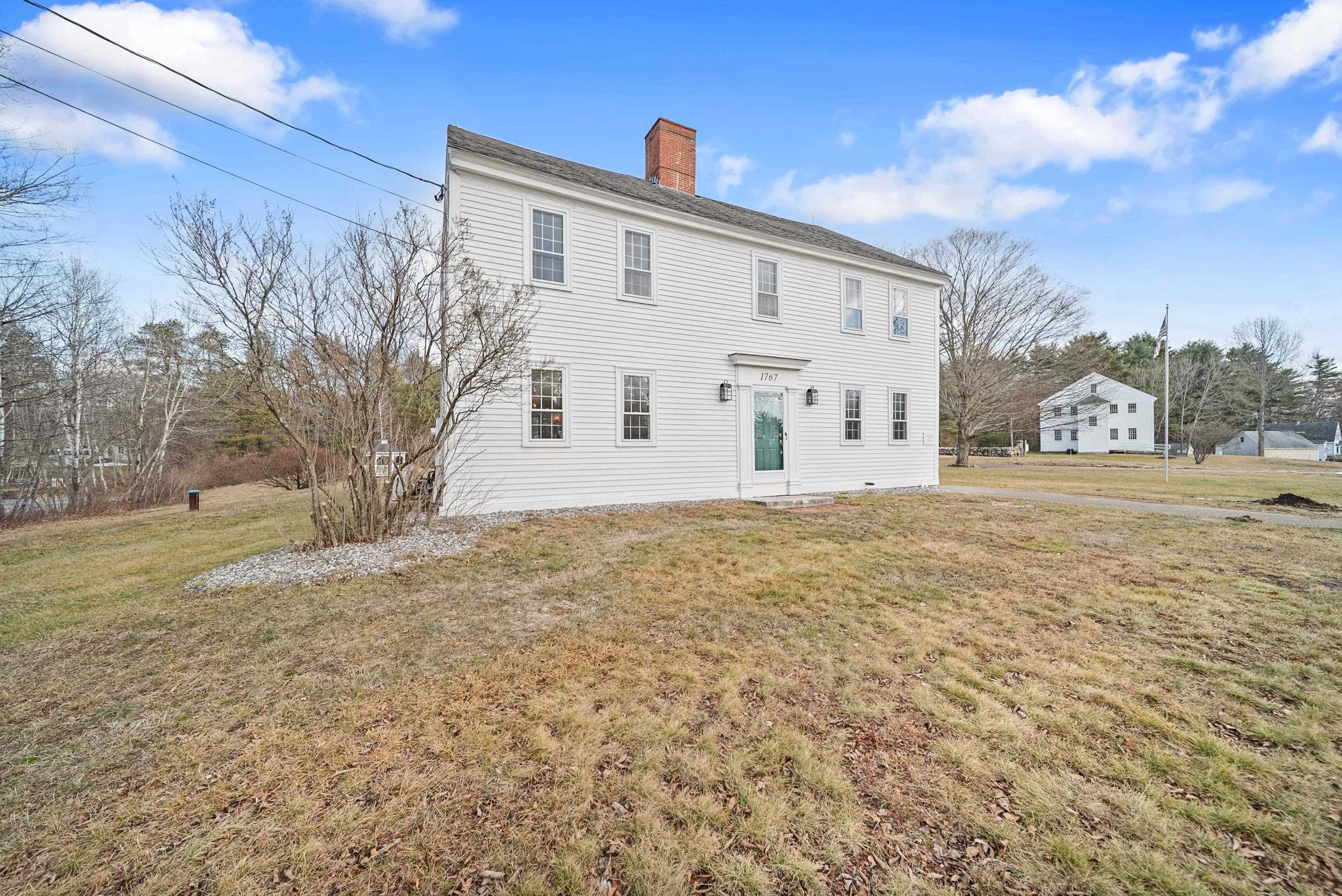 454 Main Street Fremont, NH 03044 - Photo 3 of 58