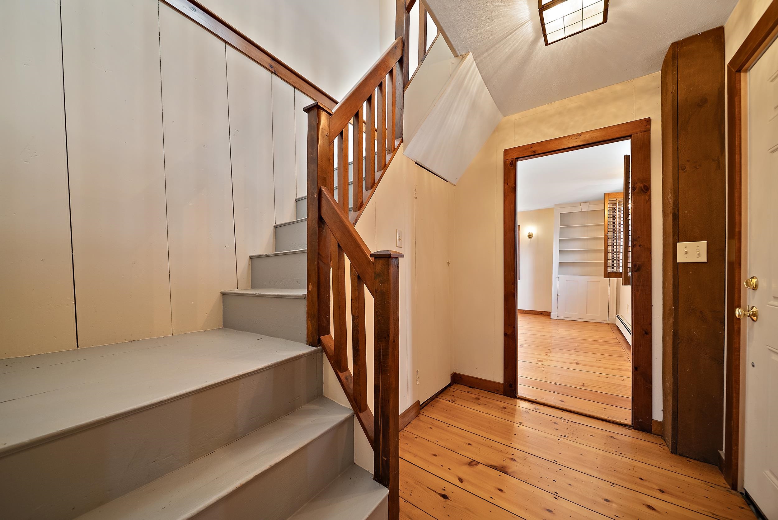 454 Main Street Fremont, NH 03044 - Photo 33 of 58