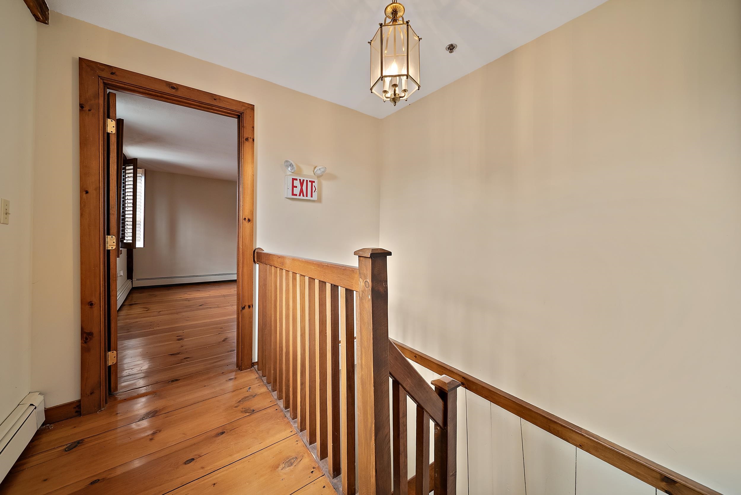 454 Main Street Fremont, NH 03044 - Photo 34 of 58