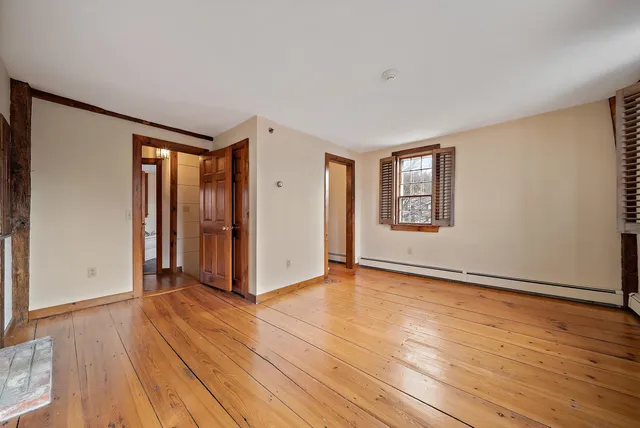 $849,900 | 454 Main Street, Fremont, NH 03044