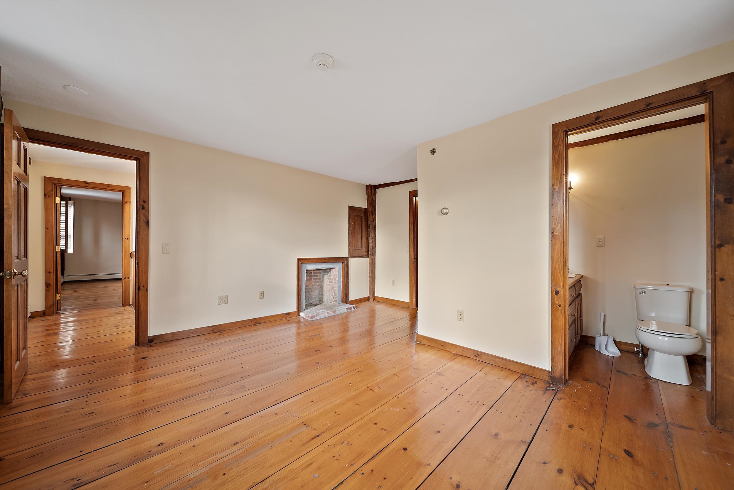 454 Main Street Fremont, NH 03044 - Photo 36 of 58