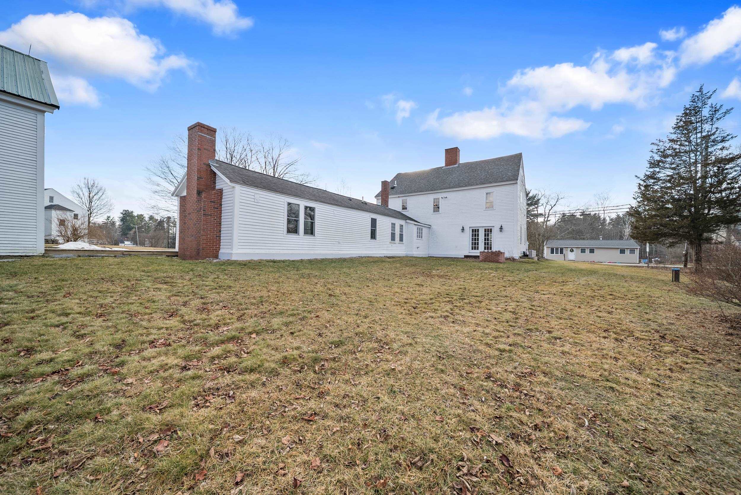 454 Main Street Fremont, NH 03044 - Photo 6 of 58