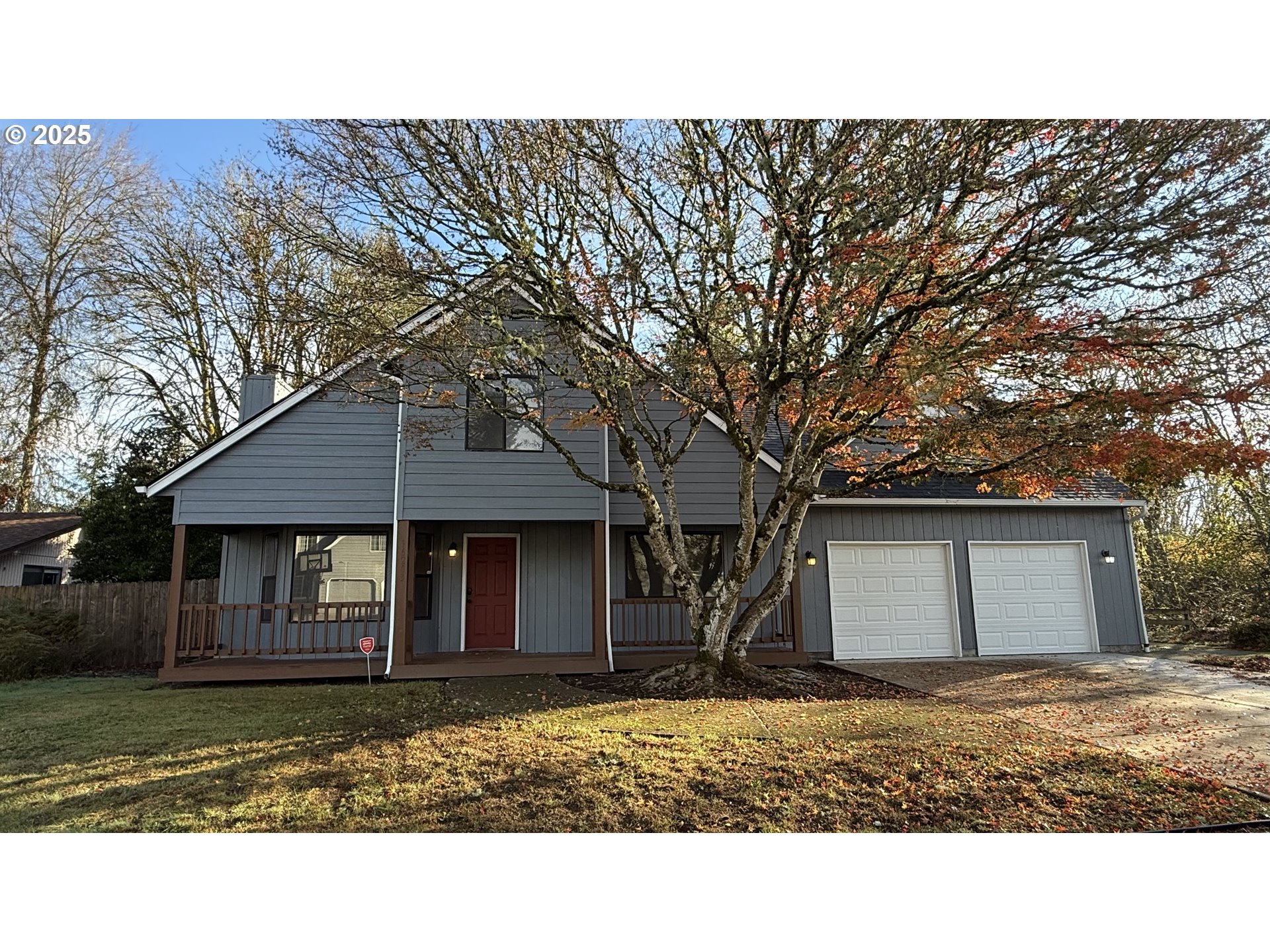 a house view with a backyard space
