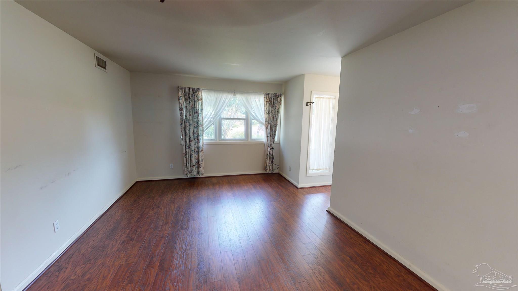 3184 Creighton Road Pensacola, FL 32504 - Photo 4 of 23 Gallery Image 4