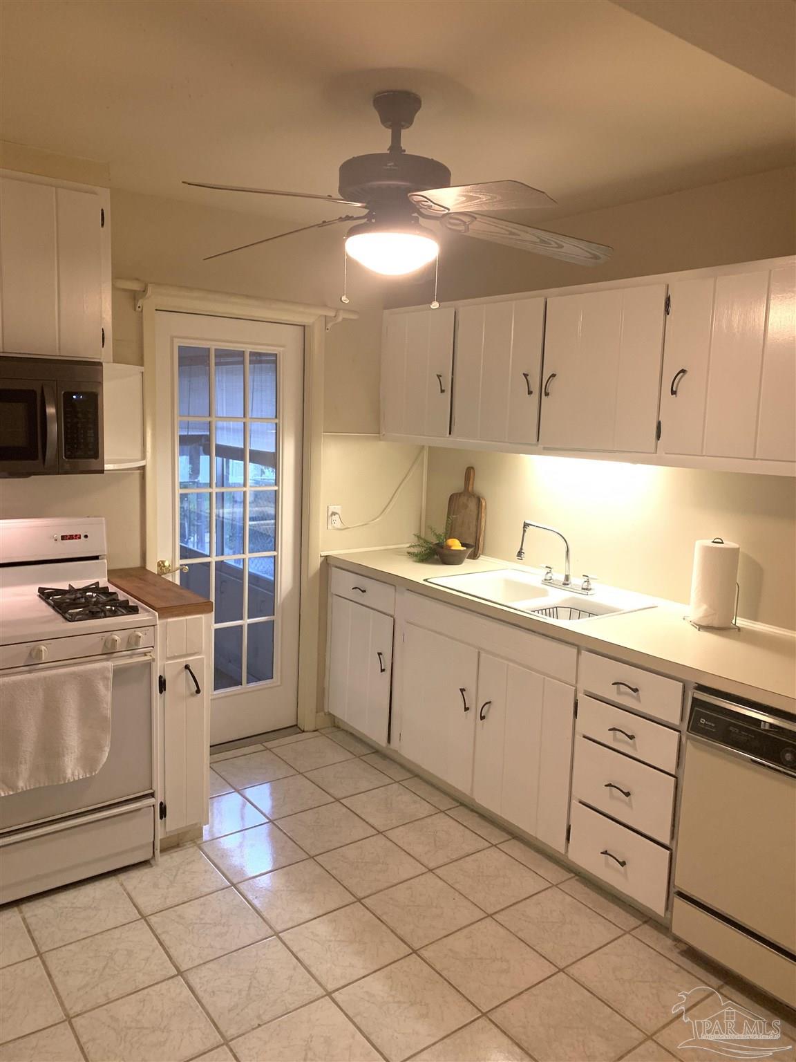 3184 Creighton Road Pensacola, FL 32504 - Photo 8 of 23 Gallery Image 8