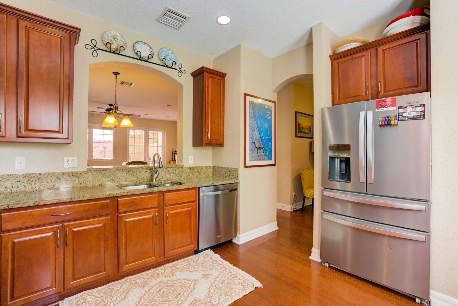 138 Lismore Lane Jupiter, FL 33458 - Photo 2 of 13 kitchen 138