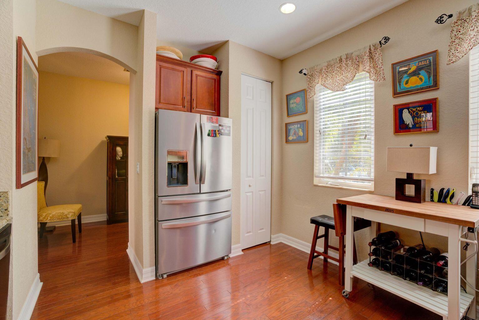 138 Lismore Lane Jupiter, FL 33458 - Photo 4 of 13 kitchen 3 138