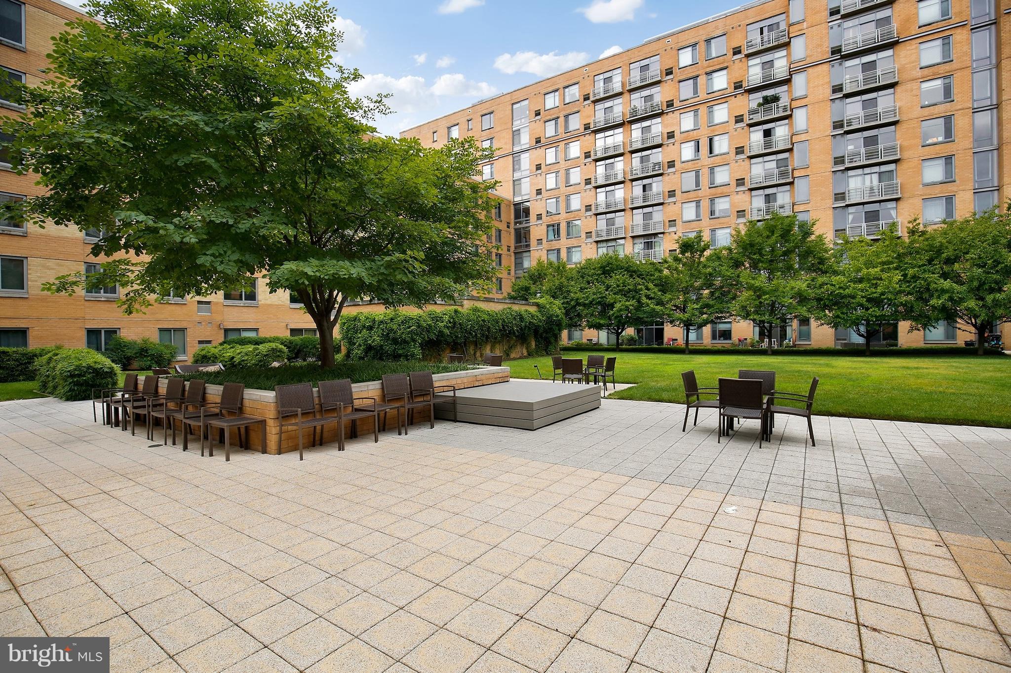 440 L Street Northwest, Unit 811 Washington, DC 20001 - Photo 32 of 43