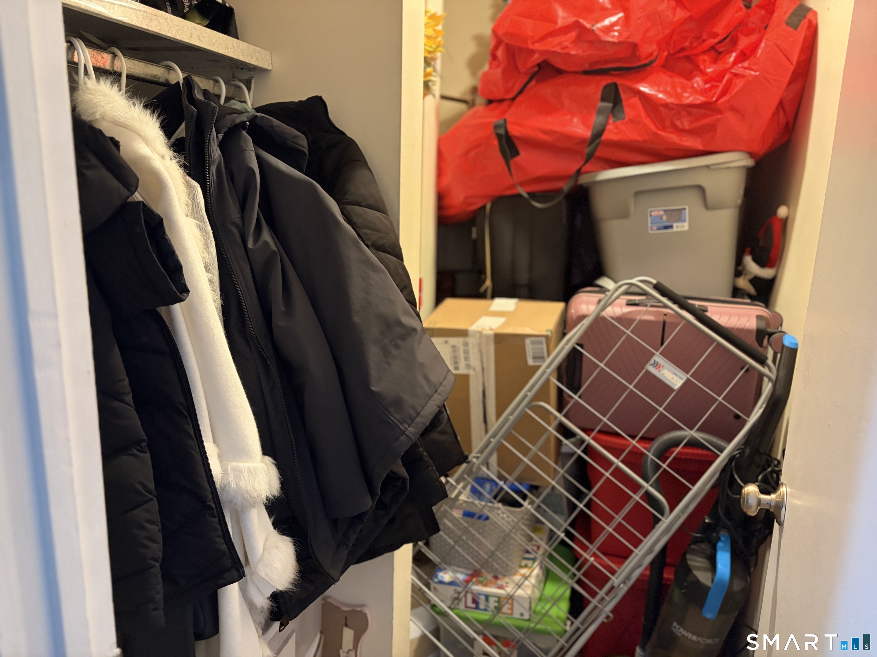 117 Heather Ridge, Unit 117 Shelton, CT 06484 - Photo 6 of 17 Large storage closet in foyer