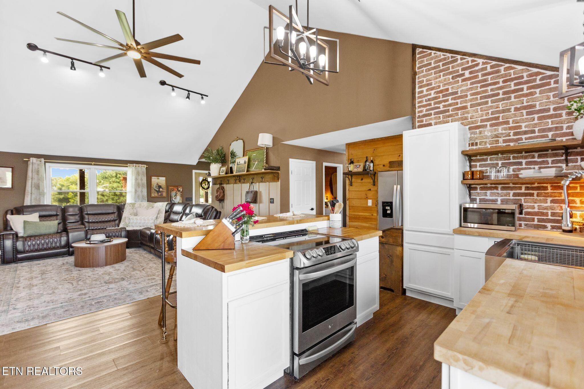 918 Meadow Road Greenback, TN 37742 - Photo 30 of 60 Gallery Image 30